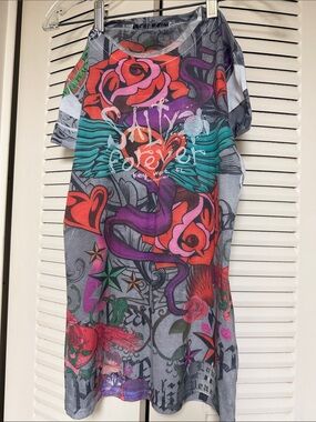Maya Multicolor Graphic Short Sleeve Tee with Roses & Wings
